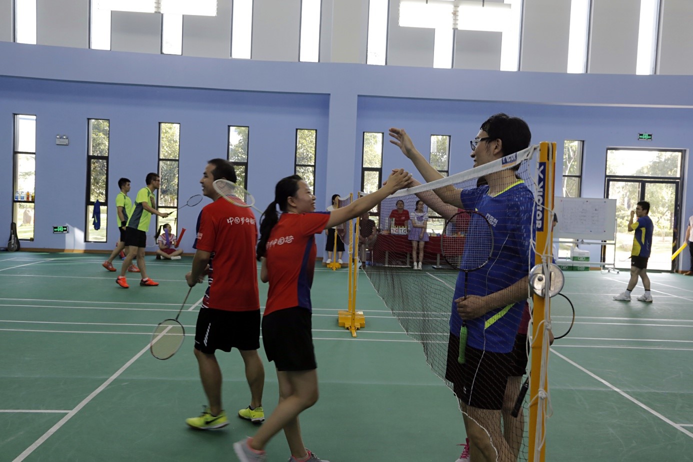 �Ʋʹ��ʡ�(�й���)���޹�˾����