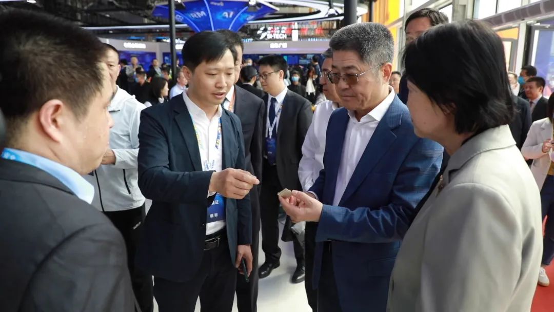 �Ʋʹ��ʡ�(�й���)���޹�˾����